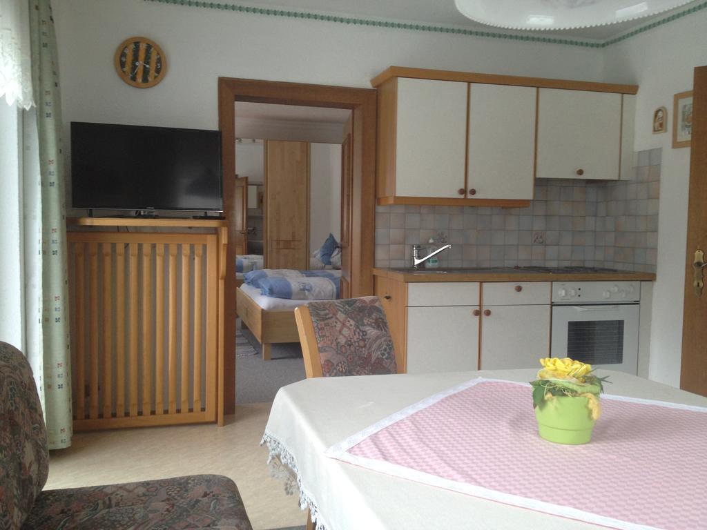 Haus Barbara Breuer Apartamento Neukirchen am Großvenediger Quarto foto