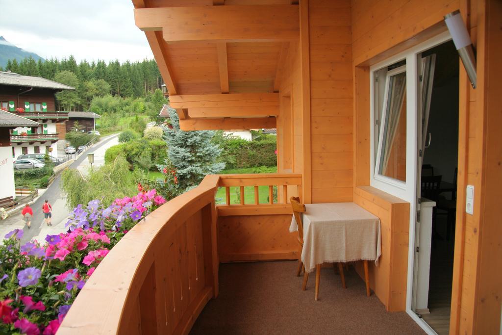 Haus Barbara Breuer Apartamento Neukirchen am Großvenediger Quarto foto