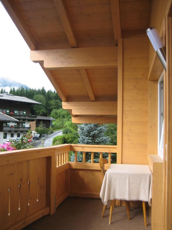 Haus Barbara Breuer Apartamento Neukirchen am Großvenediger Quarto foto